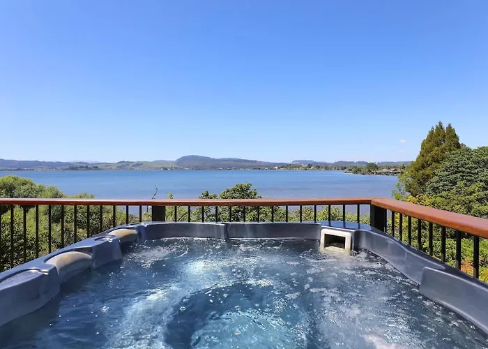 Pukeko Landing 罗托鲁阿
